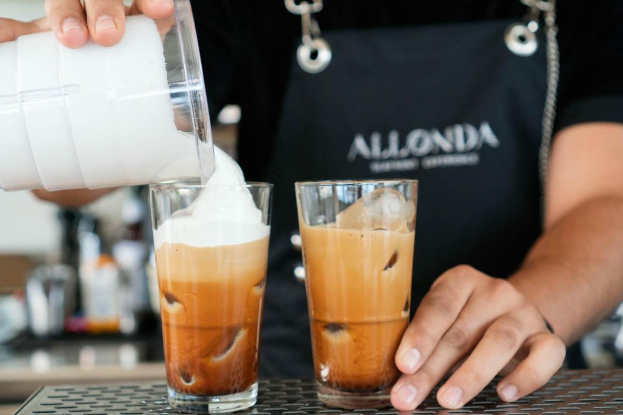 Allonda Seafront Experience สตาวรอส ภายนอก รูปภาพ
